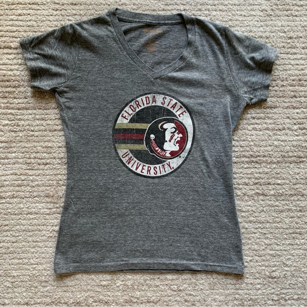 Jones & Mitchell Florida State University FSU Grey T-Shirt Size Medium